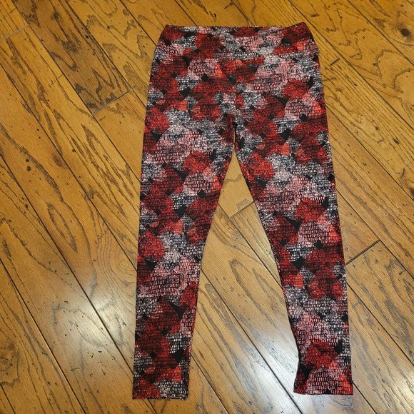 LuLaRoe Heart Leggings (Tall & Curvy) - Picture 2 of 6